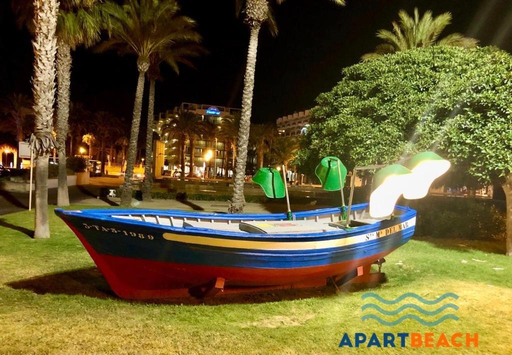 Apartbeach Novelty 3º Frente Playa Y Gran Terraza Salou Exterior foto